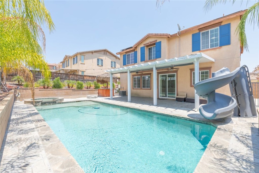 41041 Crimson Pillar Lane