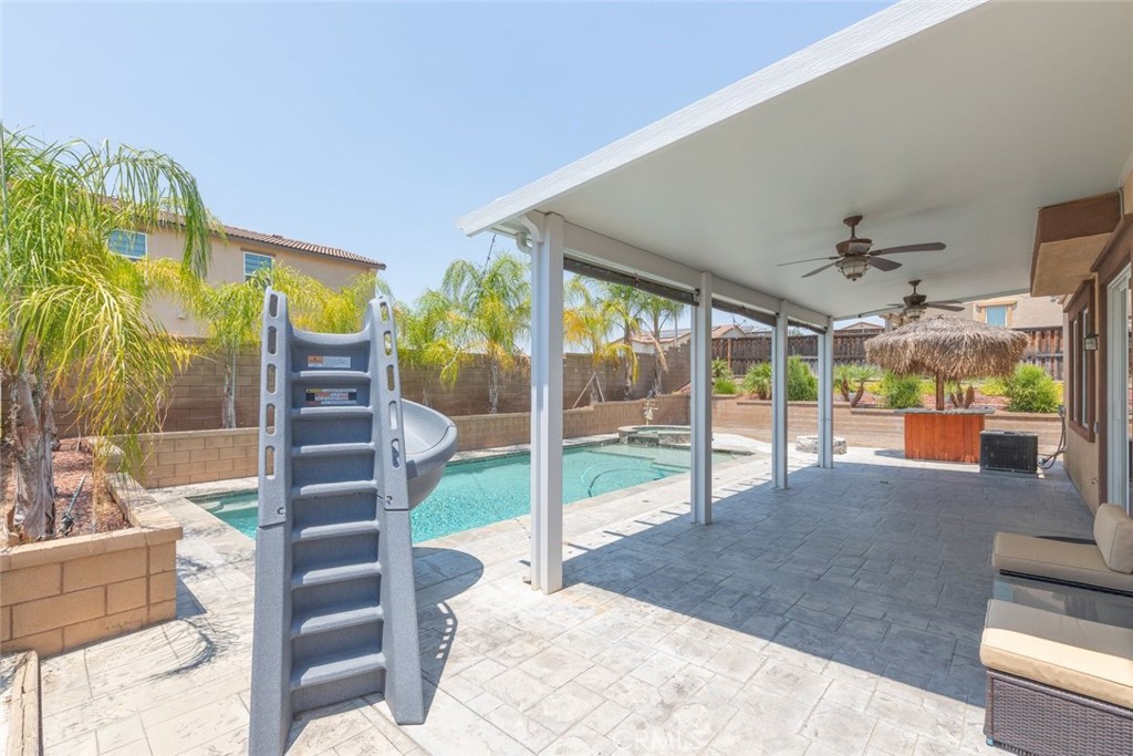 41041 Crimson Pillar Lane