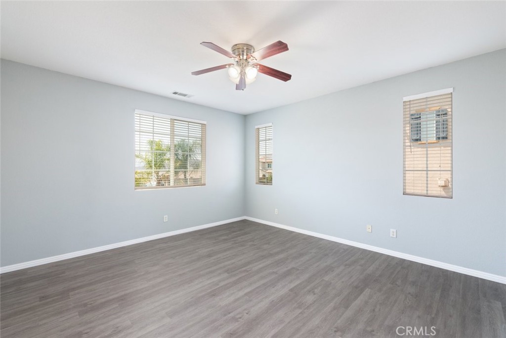 41041 Crimson Pillar Lane