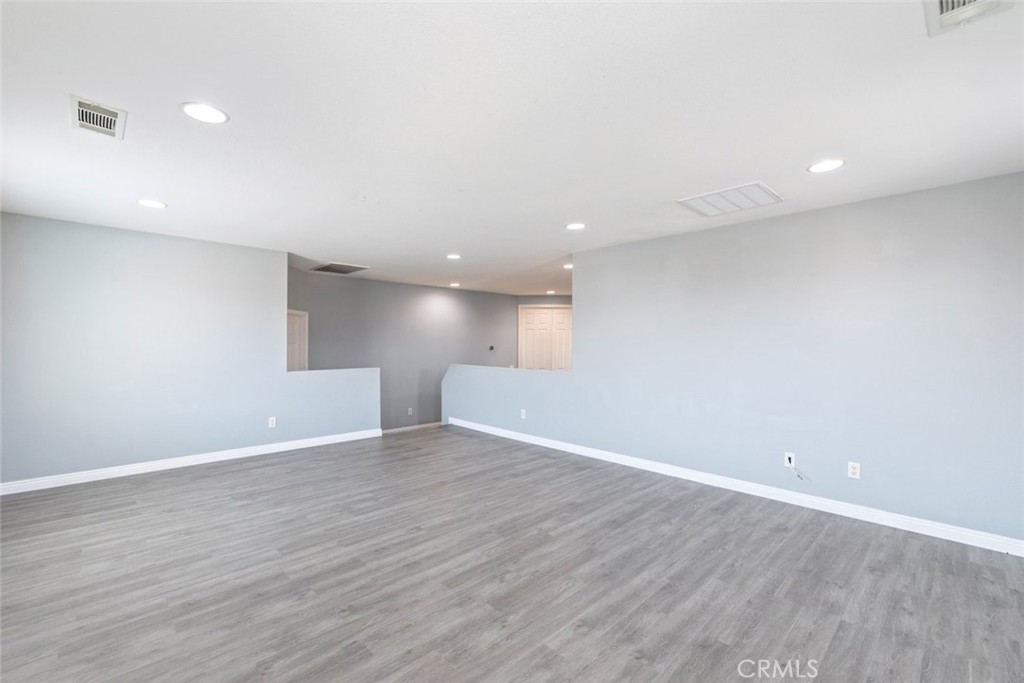 41041 Crimson Pillar Lane