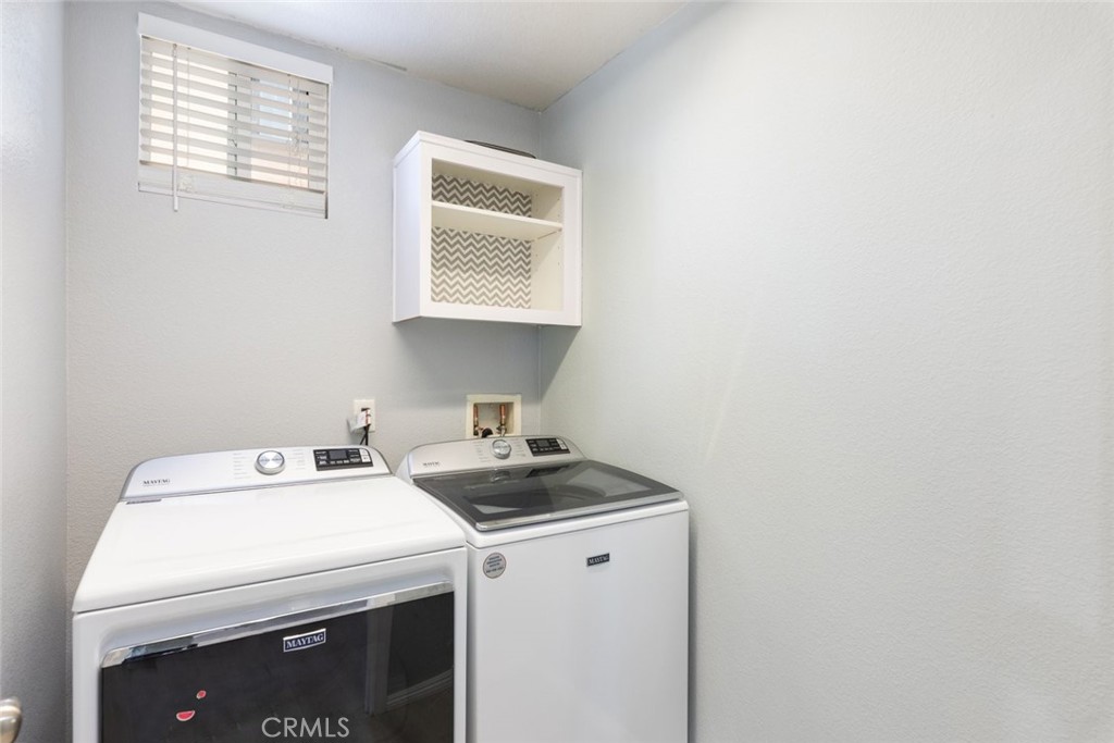 41041 Crimson Pillar Lane