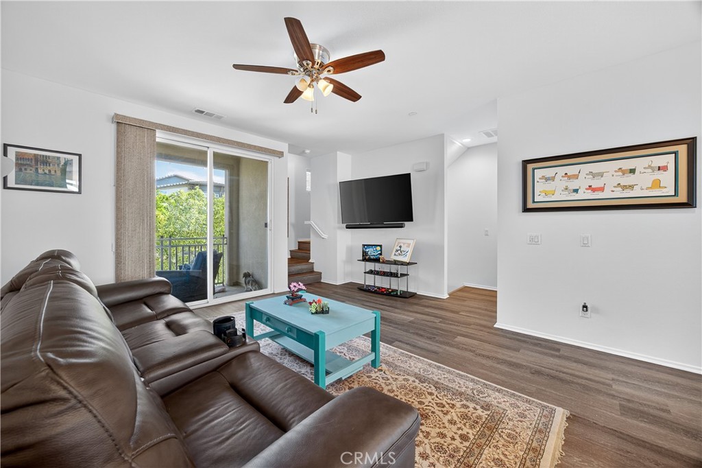 893 Tangelo Way 103