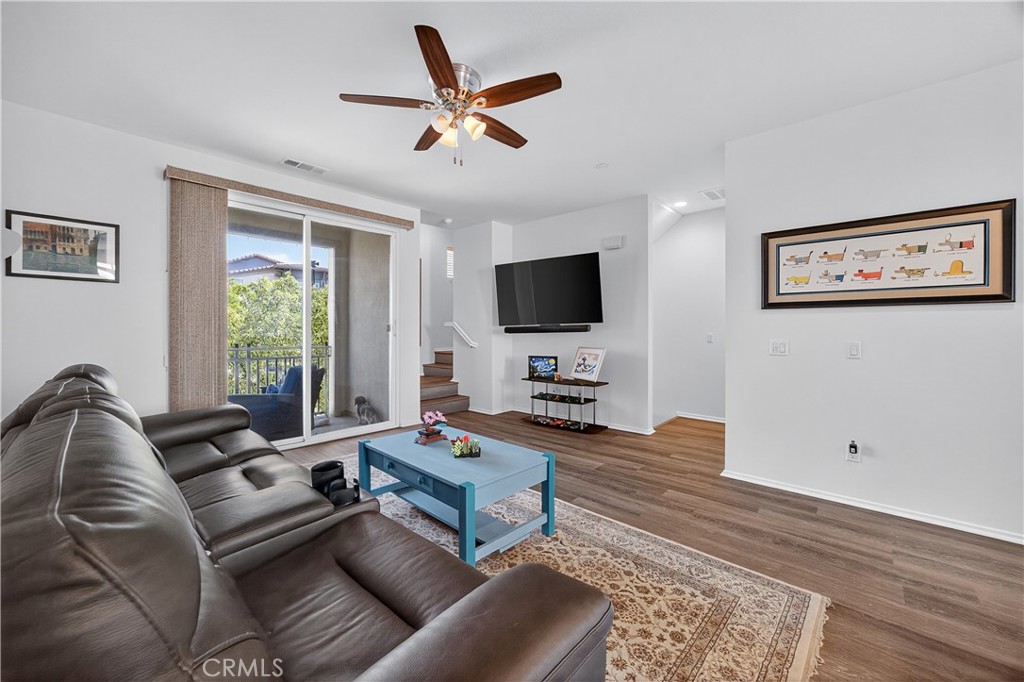 893 Tangelo Way 103