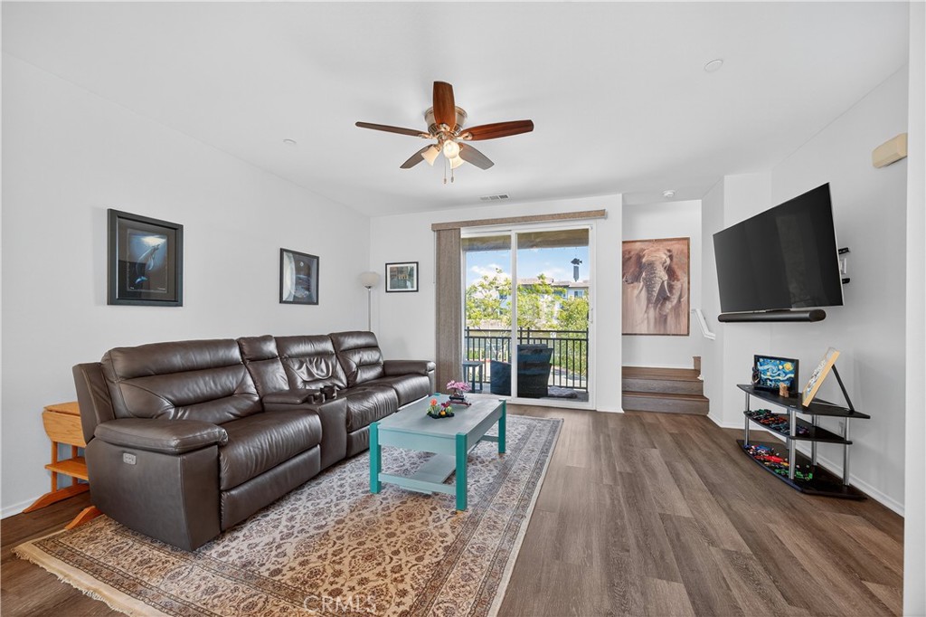 893 Tangelo Way 103