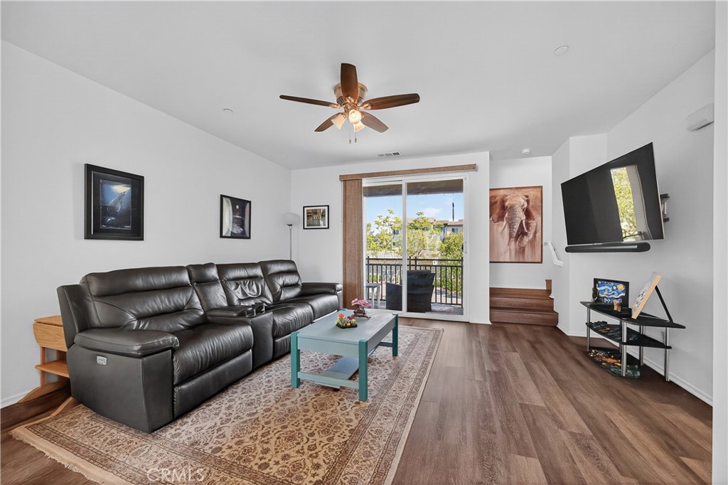 893 Tangelo Way 103
