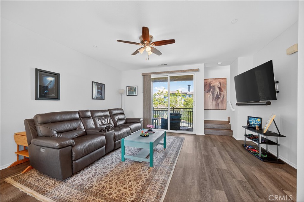 893 Tangelo Way 103