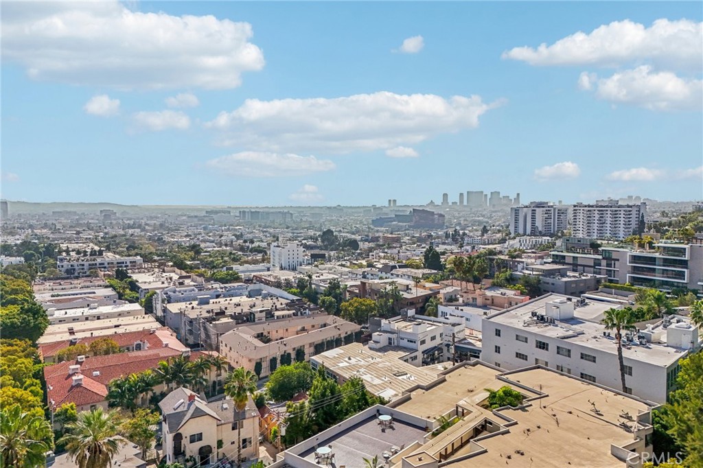 8400 De Longpre Ave #314