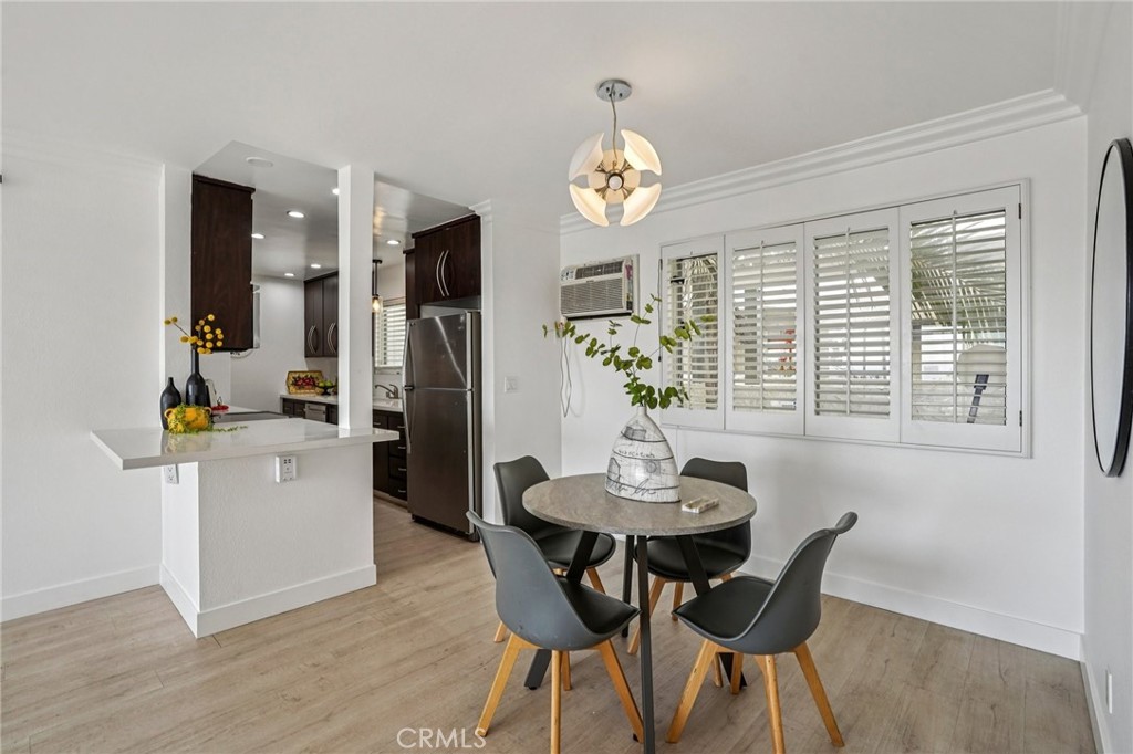 8400 De Longpre Ave #314