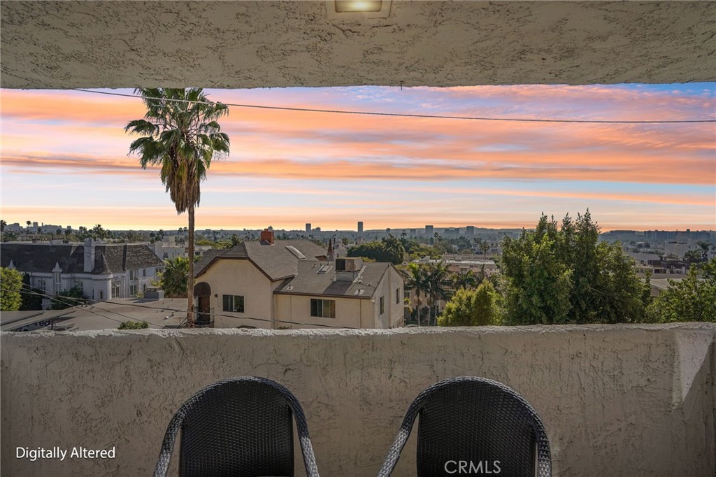 8400 De Longpre Ave #314