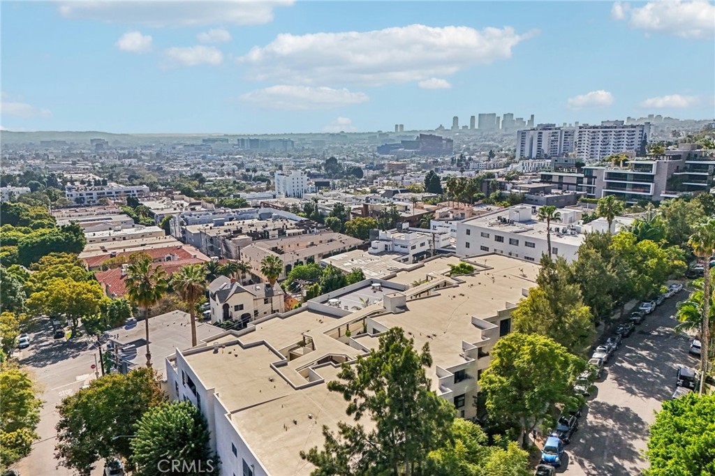 8400 De Longpre Ave #314