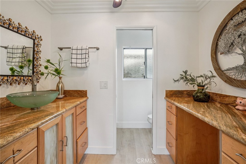 8400 De Longpre Ave #314