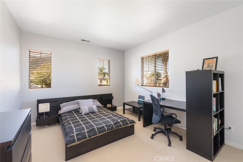 4515 Garden City