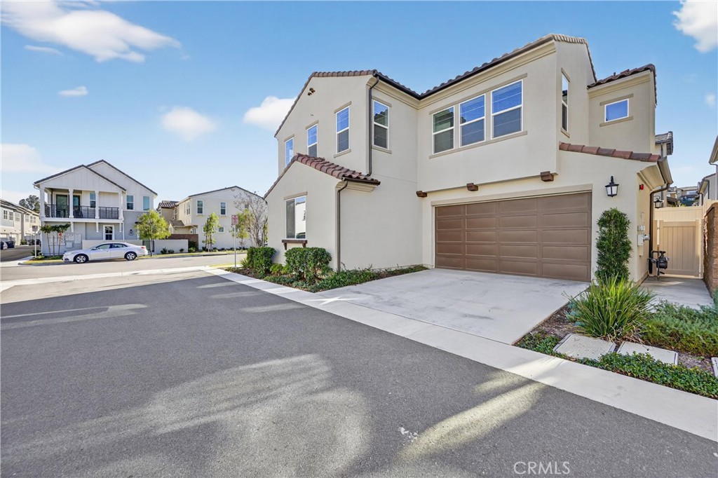 4044 Shada Ln