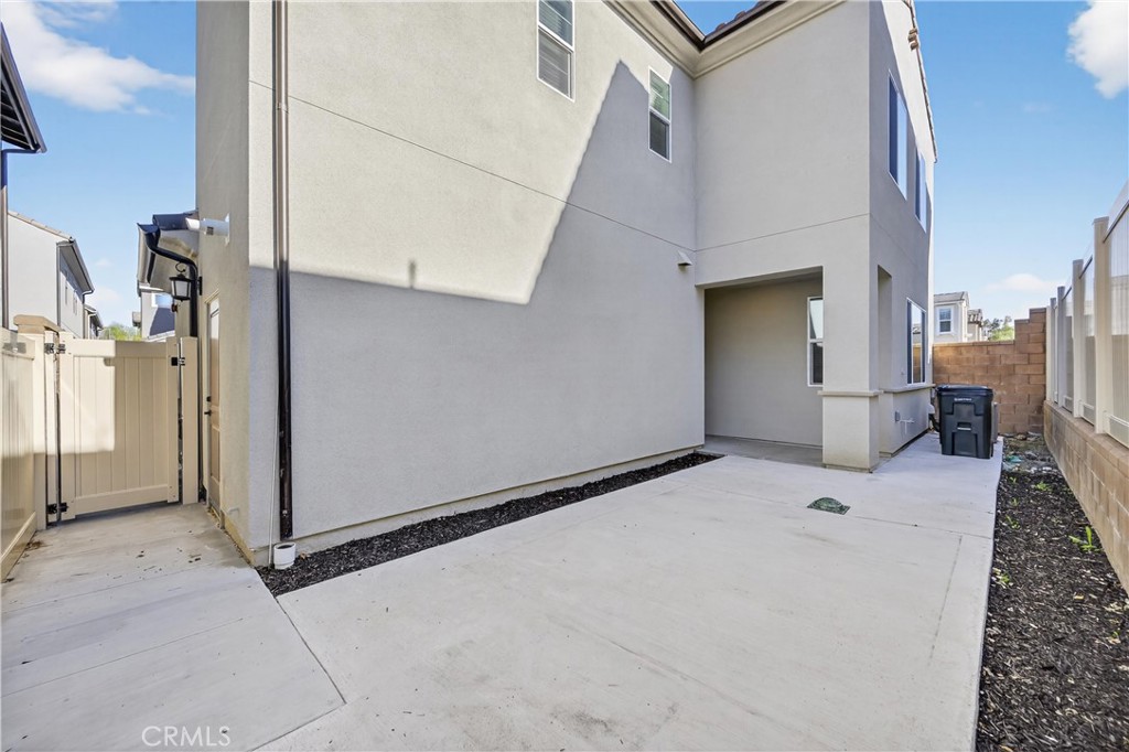 4044 Shada Ln