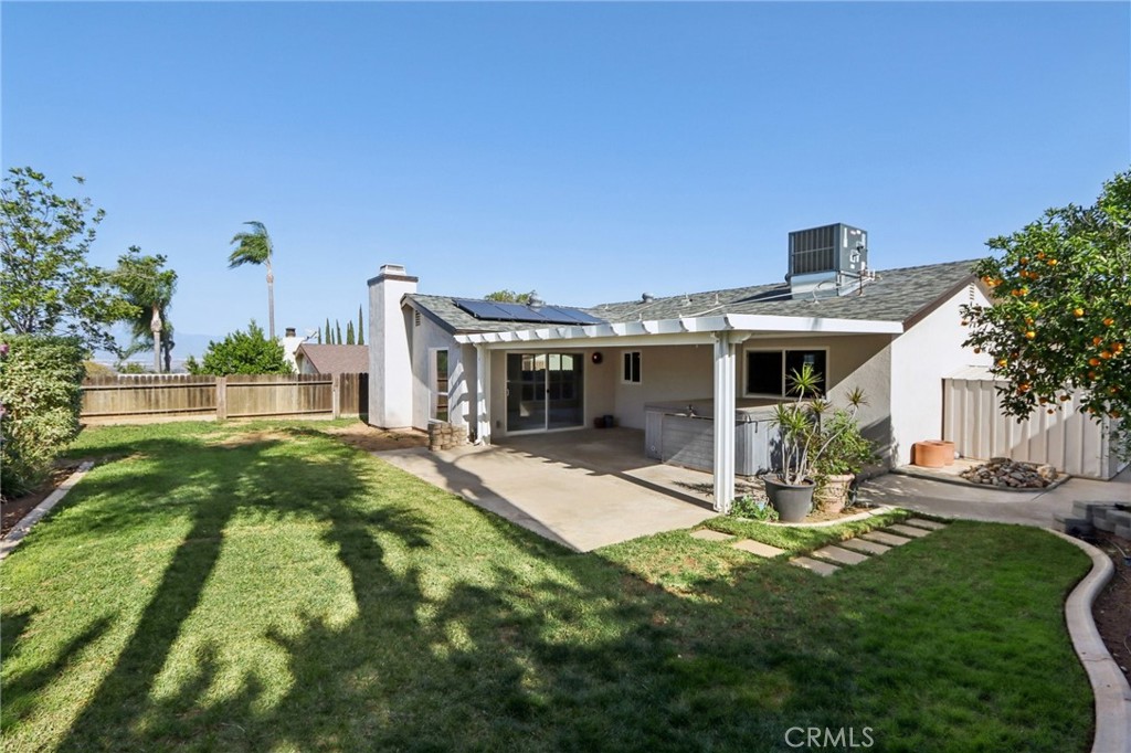 2322 Avenida Del Vista