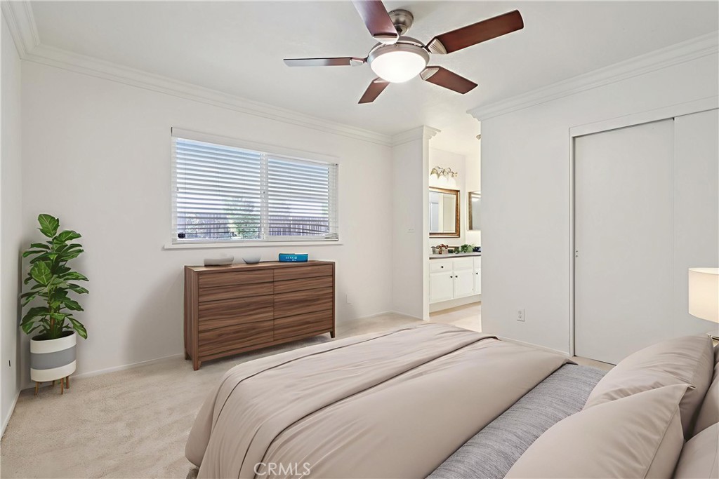 2322 Avenida Del Vista