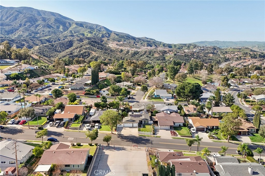 2322 Avenida Del Vista