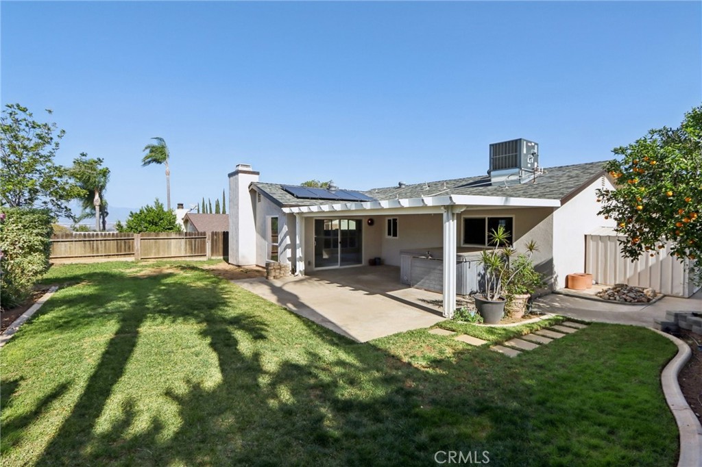 2322 Avenida Del Vista