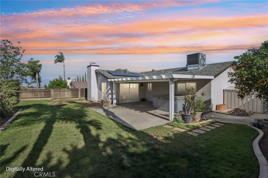 2322 Avenida Del Vista