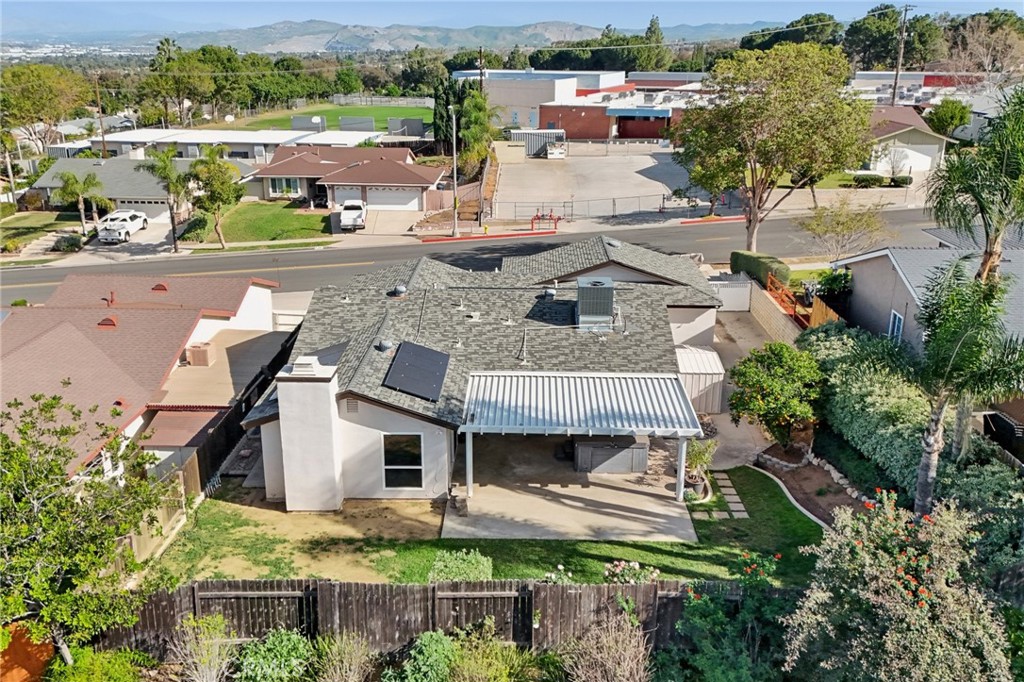 2322 Avenida Del Vista