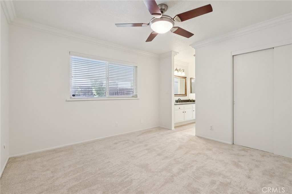 2322 Avenida Del Vista