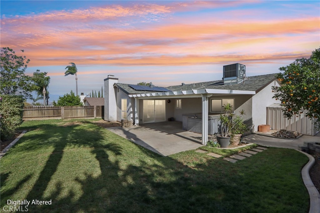 2322 Avenida Del Vista