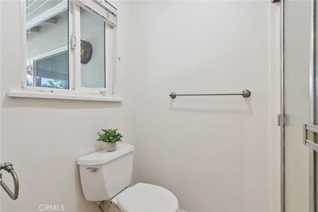 2322 Avenida Del Vista