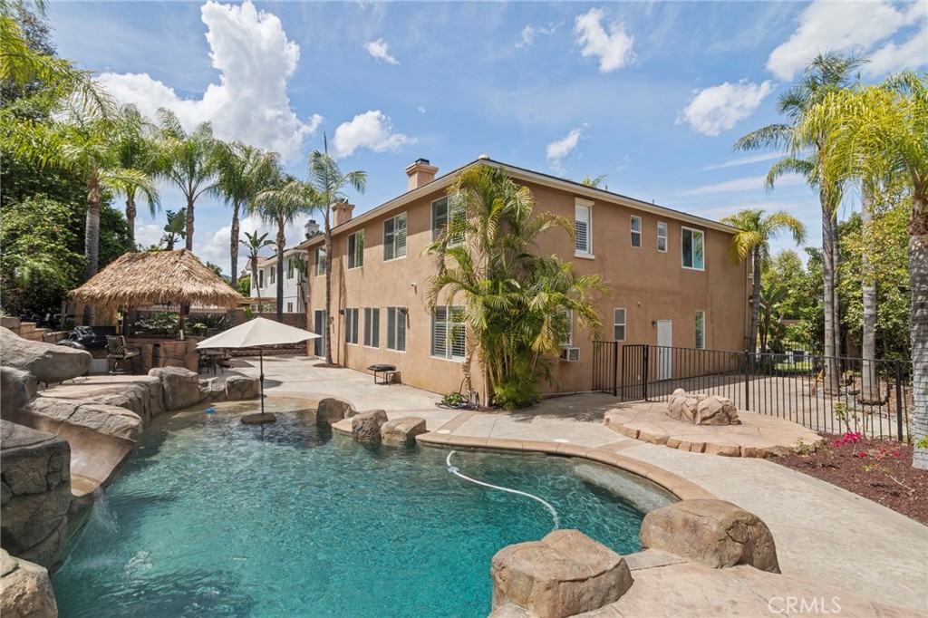 1062 Mccall Dr
