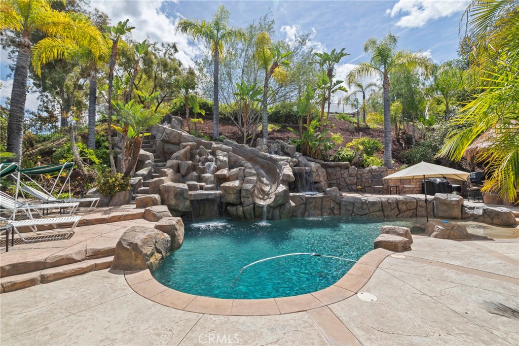 1062 Mccall Dr