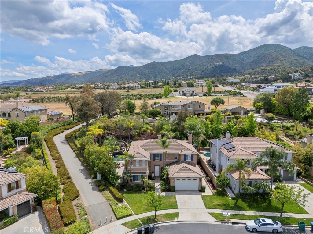 1062 Mccall Dr