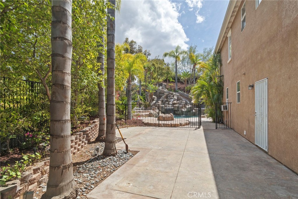1062 Mccall Dr