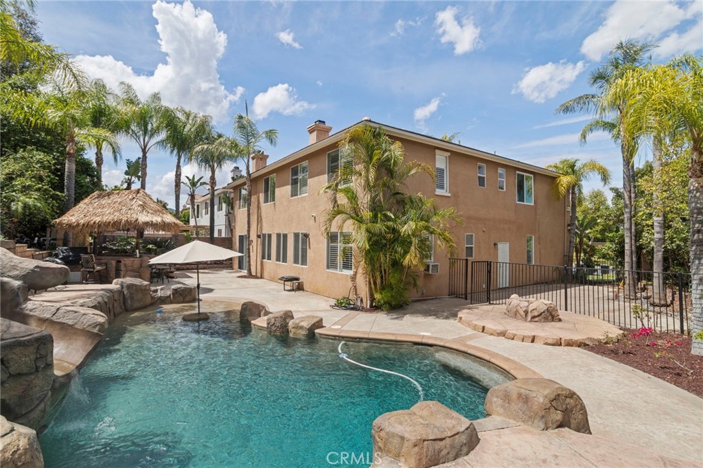 1062 Mccall Dr