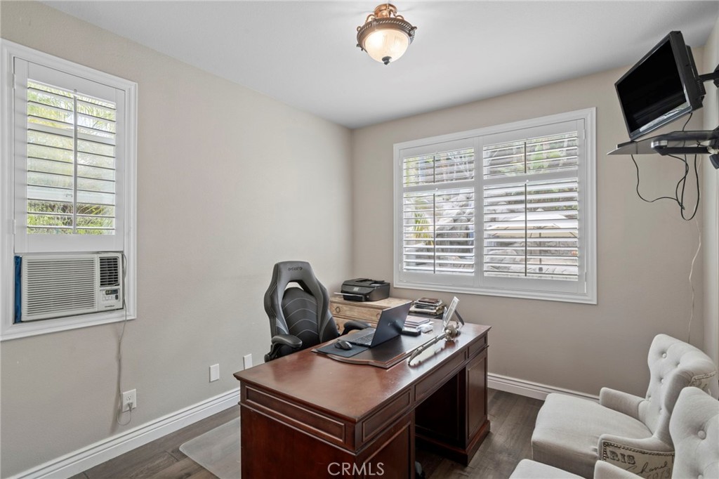 1062 Mccall Dr