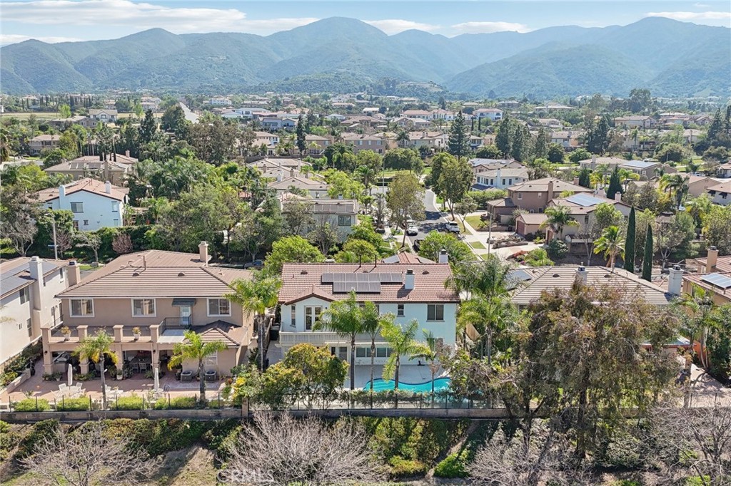 1041 Stanislaus Dr.