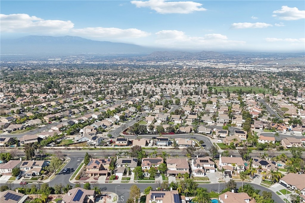 1041 Stanislaus Dr.