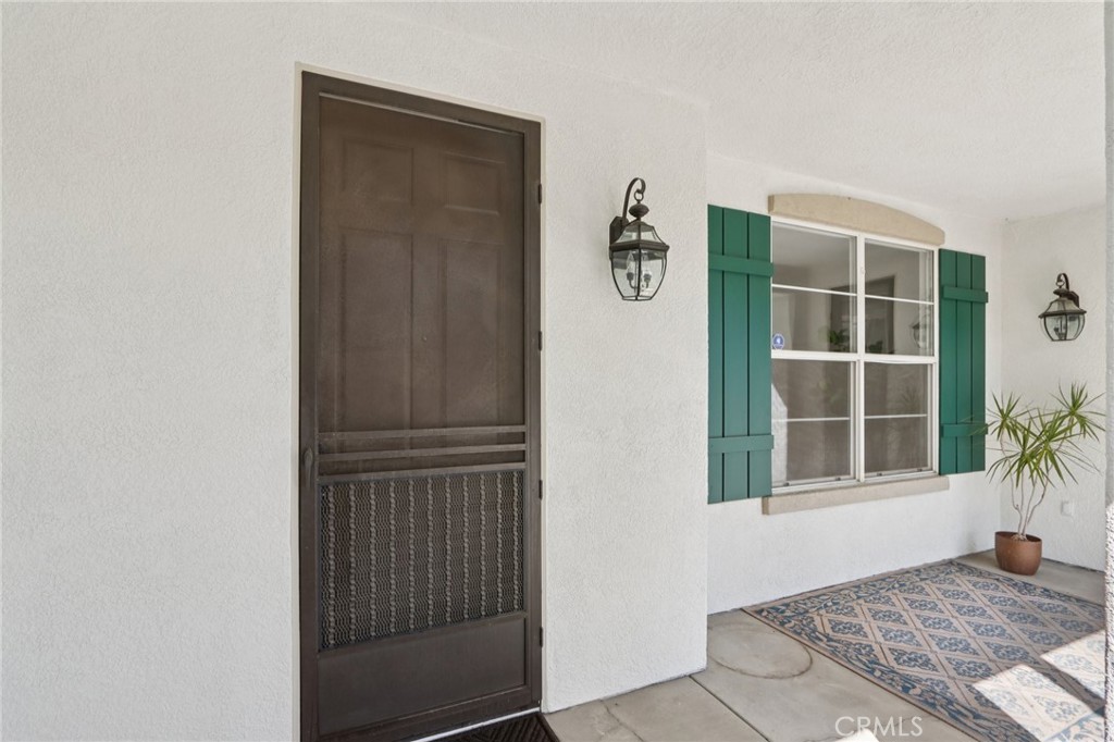 1041 Stanislaus Dr.