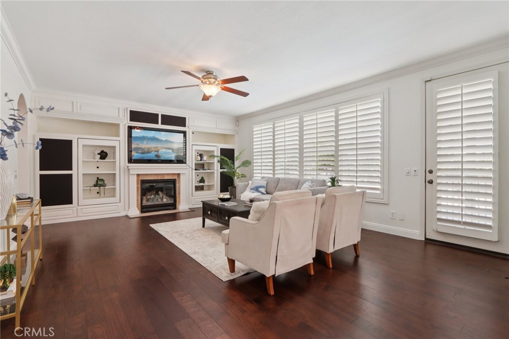 1041 Stanislaus Dr.