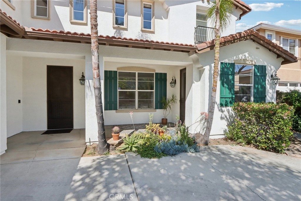 1041 Stanislaus Dr.