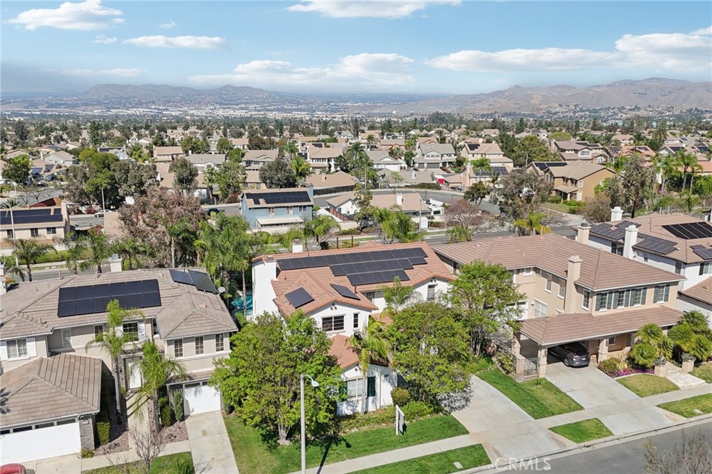 1041 Stanislaus Dr.