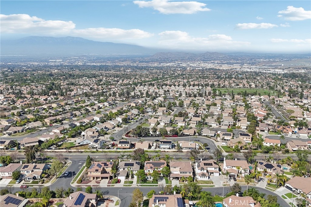 1041 Stanislaus Dr.