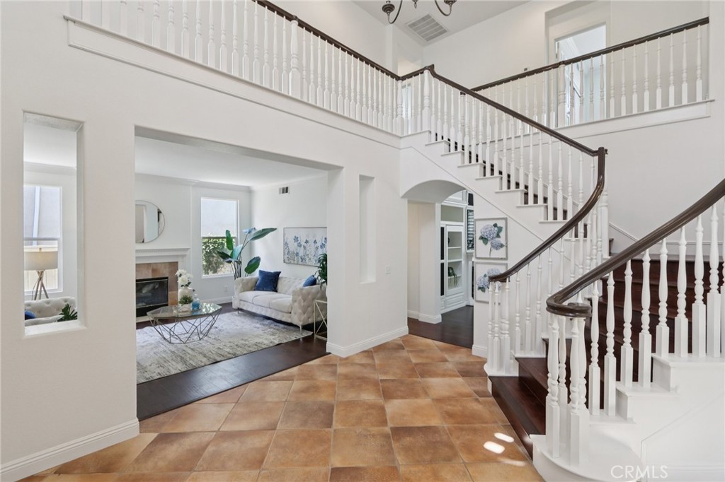 1041 Stanislaus Dr.
