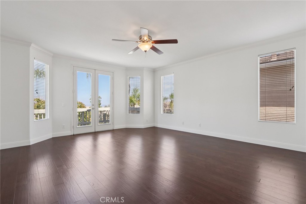 1041 Stanislaus Dr.