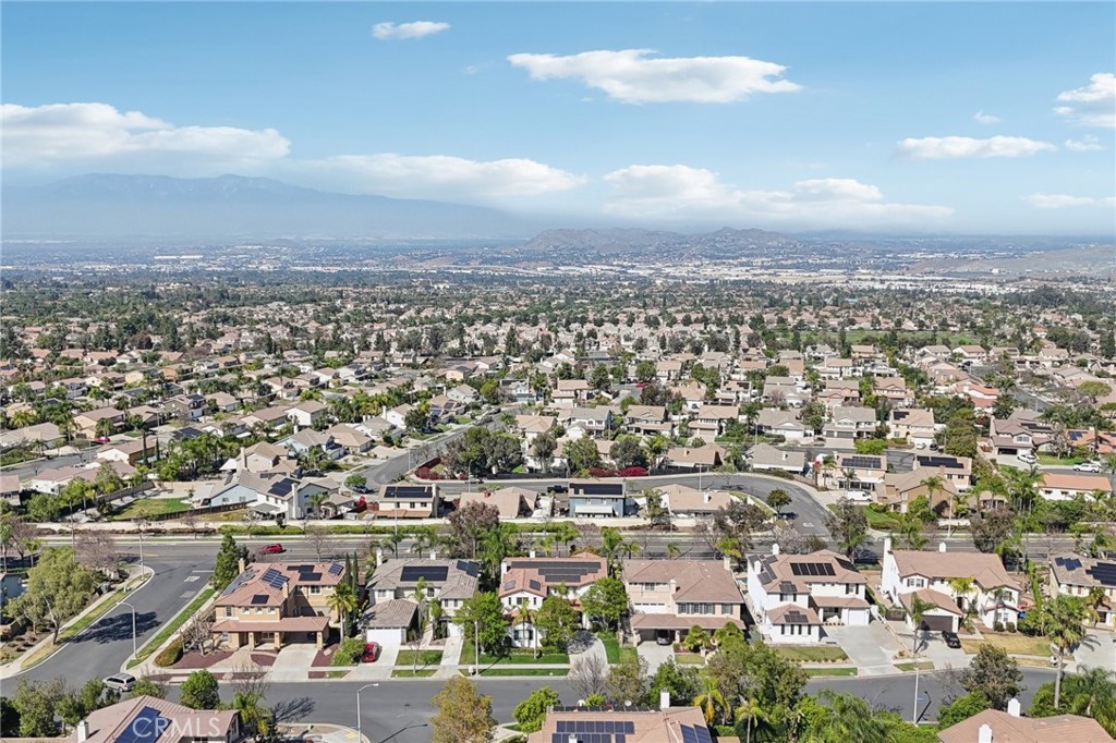 1041 Stanislaus Dr.