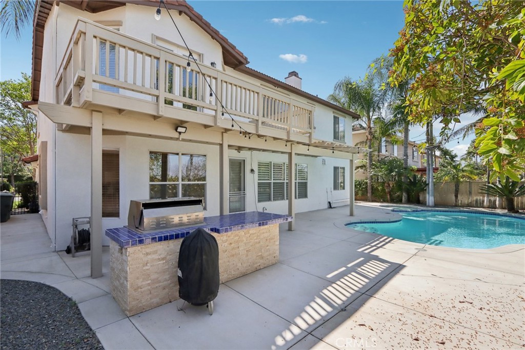1041 Stanislaus Dr.