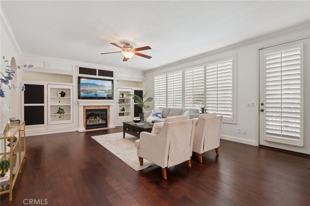 1041 Stanislaus Dr.