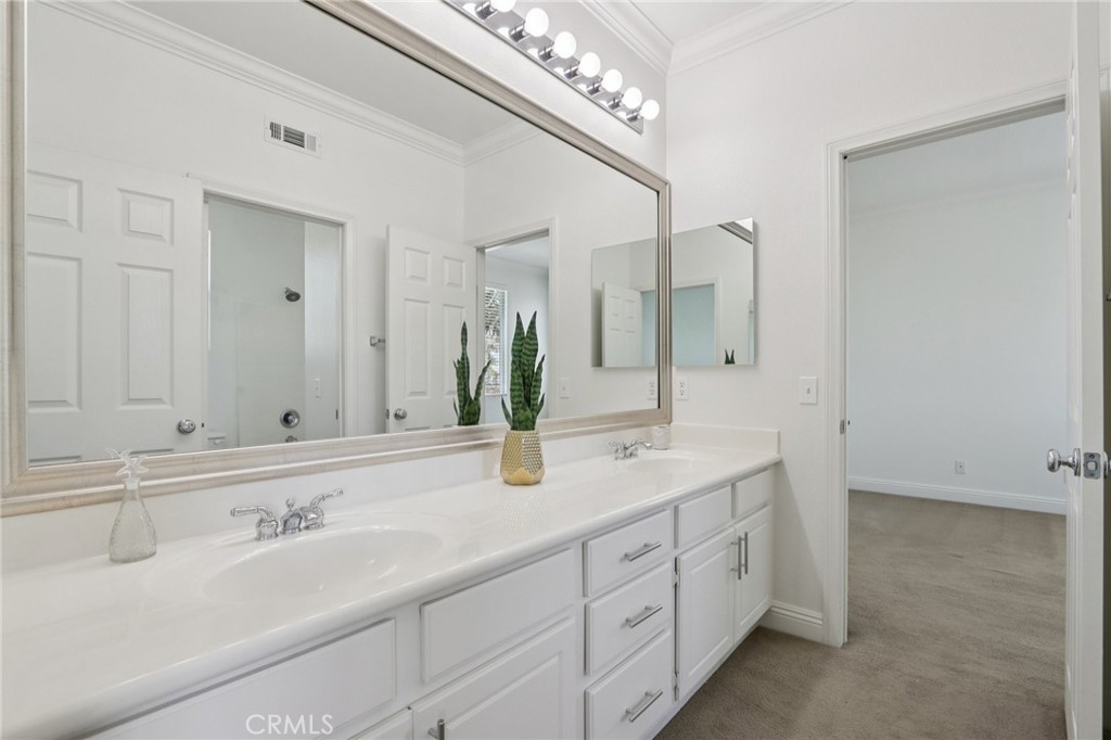 1041 Stanislaus Dr.