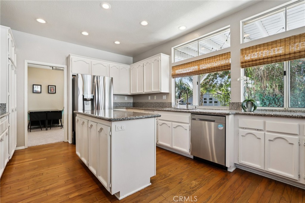 420 Somerset Cir