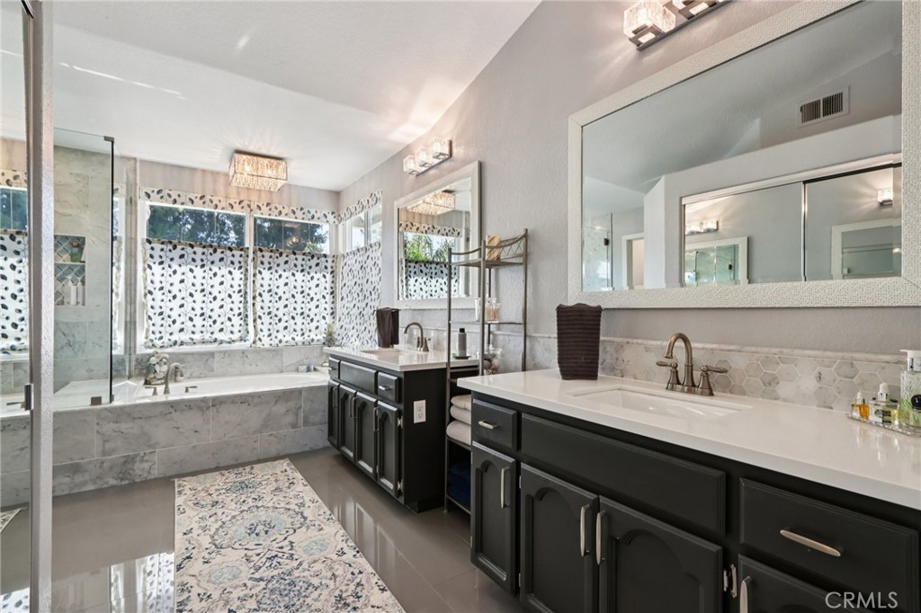 420 Somerset Cir