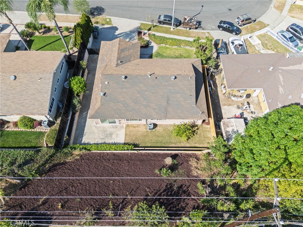 1736 Outpost Dr