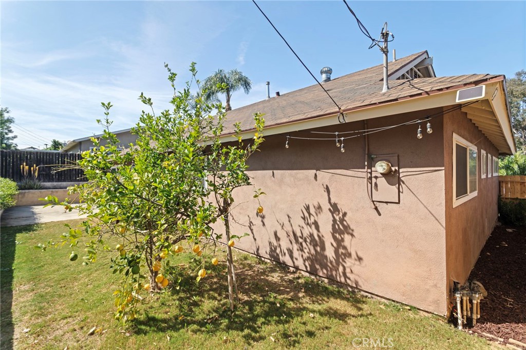 1736 Outpost Dr